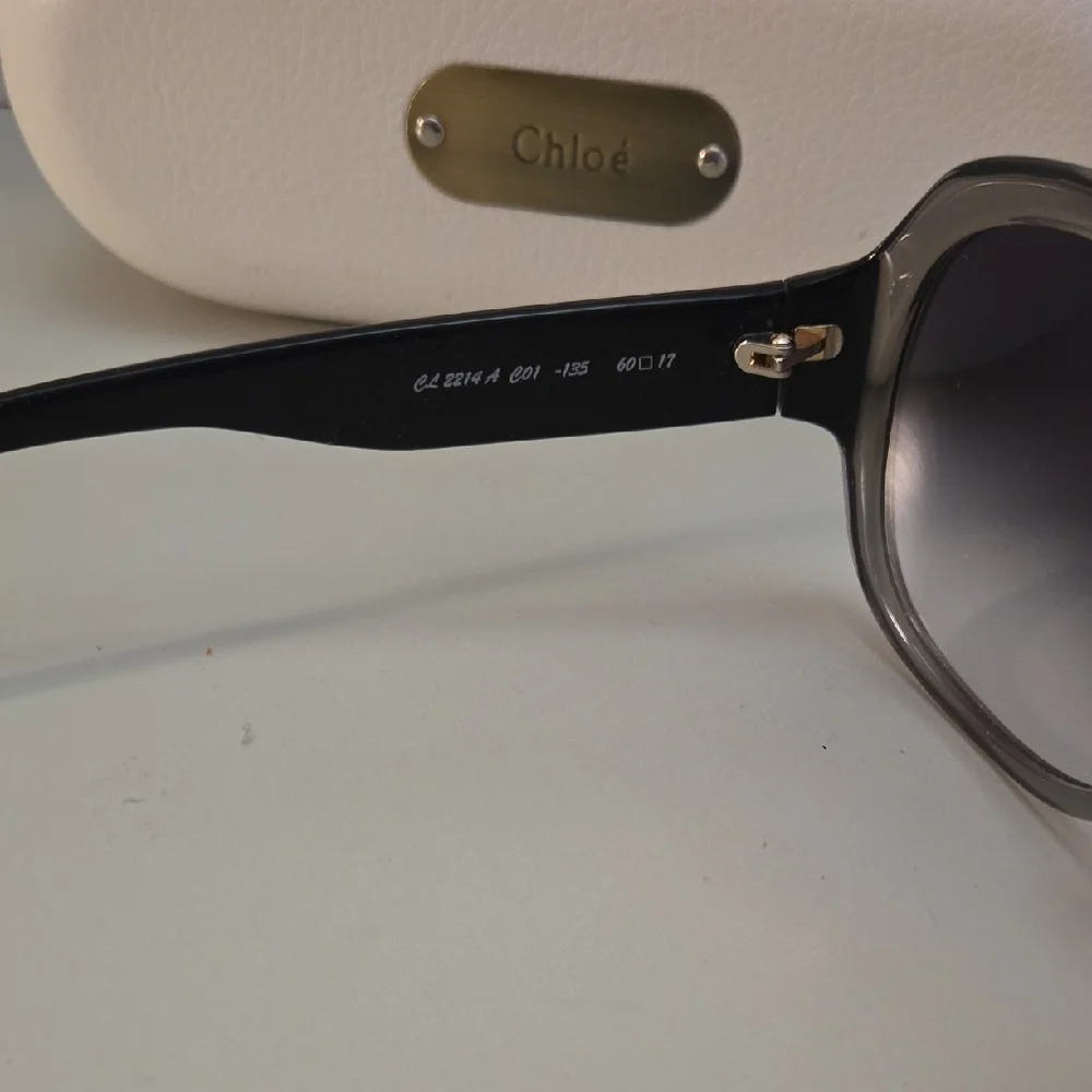 Like New Chloe Round Sunglasses, Gray and Black. - Picture 7 of 13
